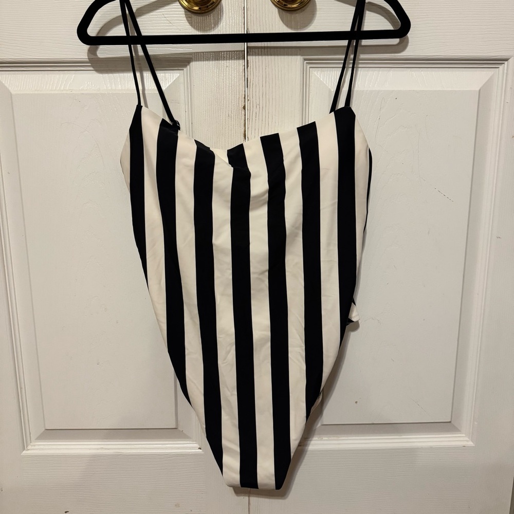 Shade & Shore Women's High Leg Cheeky One Piece Swimsuit, Black Striped large